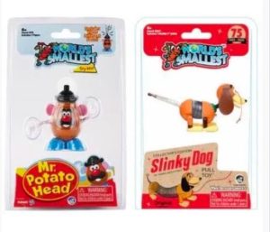 WORLD'S SMALLEST 
POTATO HEAD / SLINK DOG 
(RANDOMLY ASSORTED)